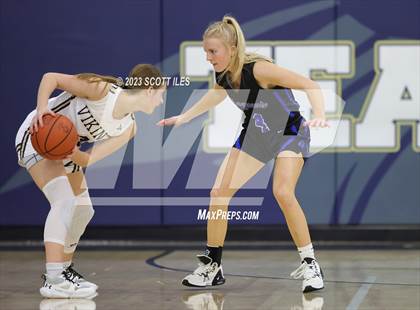 Thumbnail 1 in Hilliard Bradley vs Teays Valley (OHSAA D1 Sectional) photogallery.
