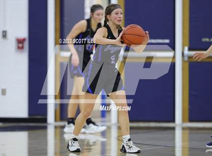 Thumbnail 1 in Hilliard Bradley vs Teays Valley (OHSAA D1 Sectional) photogallery.