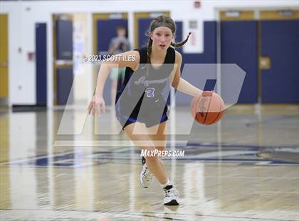 Thumbnail 1 in Hilliard Bradley vs Teays Valley (OHSAA D1 Sectional) photogallery.