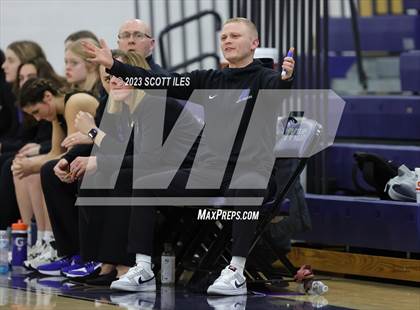 Thumbnail 1 in Hilliard Bradley vs Teays Valley (OHSAA D1 Sectional) photogallery.