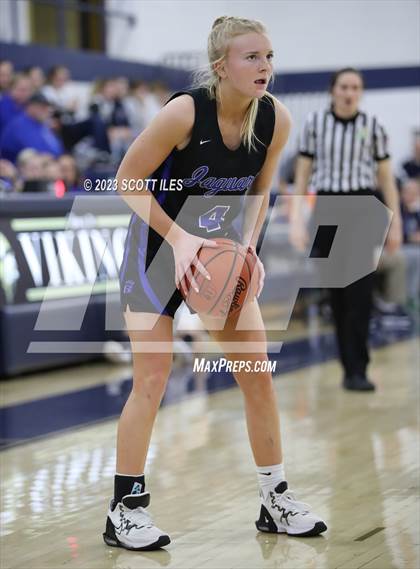 Thumbnail 1 in Hilliard Bradley vs Teays Valley (OHSAA D1 Sectional) photogallery.