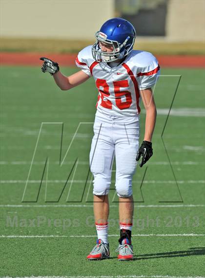 Thumbnail 1 in Fossil Ridge Black @ Grapevine White photogallery.