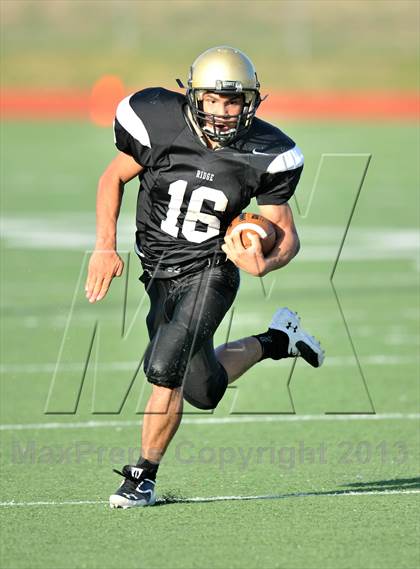 Thumbnail 1 in Fossil Ridge Black @ Grapevine White photogallery.