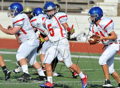 Thumbnail 2 in Fossil Ridge Black @ Grapevine White photogallery.