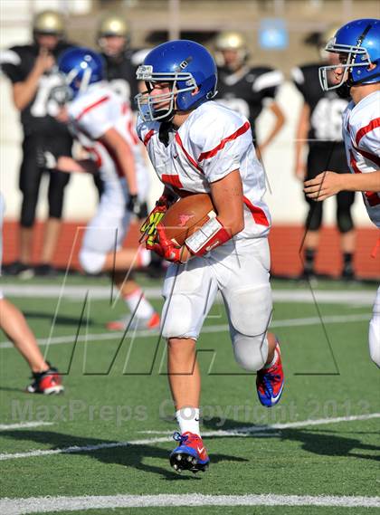 Thumbnail 1 in Fossil Ridge Black @ Grapevine White photogallery.