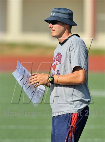 Thumbnail 3 in Fossil Ridge Black @ Grapevine White photogallery.