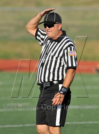 Thumbnail 3 in Fossil Ridge Black @ Grapevine White photogallery.