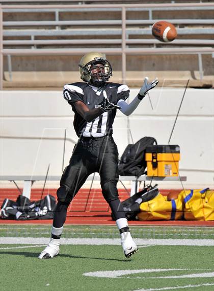 Thumbnail 2 in Fossil Ridge Black @ Grapevine White photogallery.