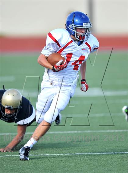 Thumbnail 3 in Fossil Ridge Black @ Grapevine White photogallery.