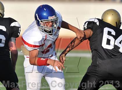Thumbnail 1 in Fossil Ridge Black @ Grapevine White photogallery.