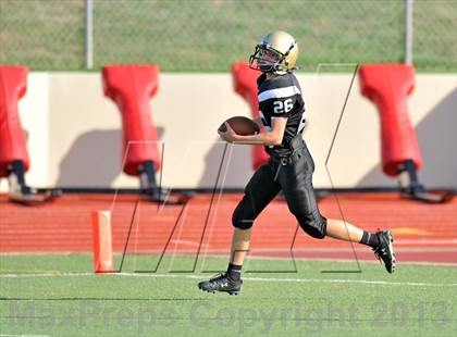 Thumbnail 1 in Fossil Ridge Black @ Grapevine White photogallery.