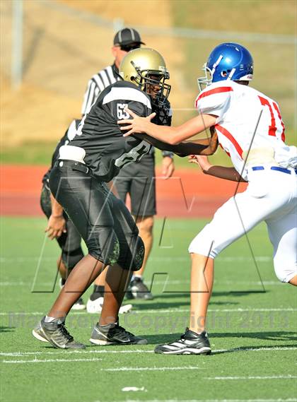 Thumbnail 2 in Fossil Ridge Black @ Grapevine White photogallery.