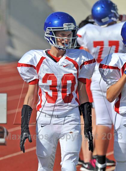 Thumbnail 1 in Fossil Ridge Black @ Grapevine White photogallery.