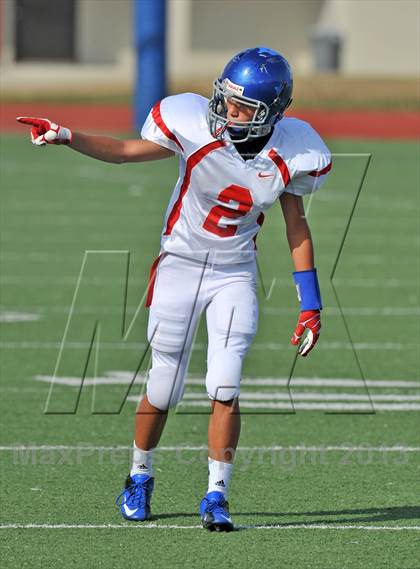 Thumbnail 1 in Fossil Ridge Black @ Grapevine White photogallery.