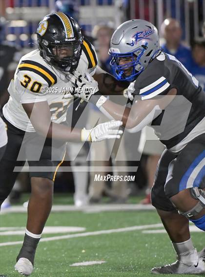 Thumbnail 3 in Irmo @ James F. Byrnes photogallery.