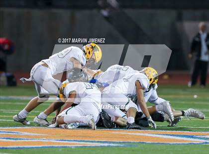 Thumbnail 3 in Westlake vs Moorpark photogallery.