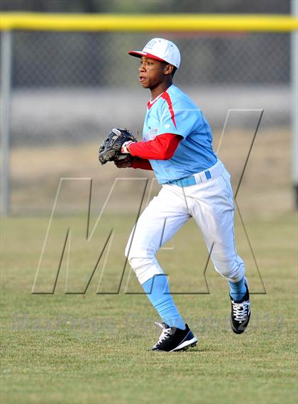 Thumbnail 2 in Hirschi @ Bells (Bells Tournament) photogallery.