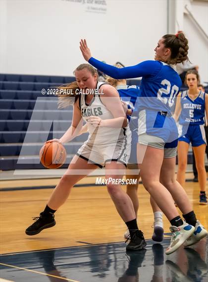 Thumbnail 1 in Klahowya vs. Bellevue Christian (WIAA 1A District Playoff) photogallery.