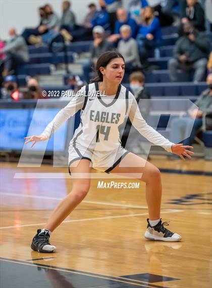 Thumbnail 3 in Klahowya vs. Bellevue Christian (WIAA 1A District Playoff) photogallery.
