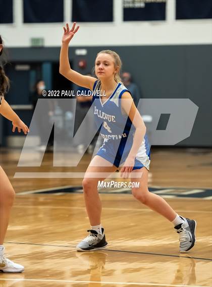 Thumbnail 3 in Klahowya vs. Bellevue Christian (WIAA 1A District Playoff) photogallery.