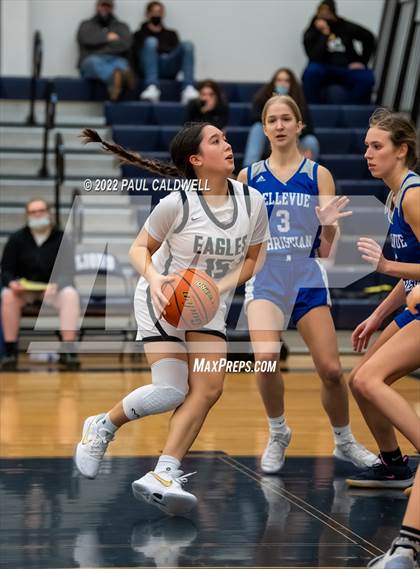 Thumbnail 2 in Klahowya vs. Bellevue Christian (WIAA 1A District Playoff) photogallery.