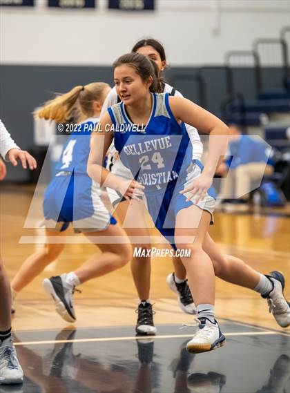 Thumbnail 2 in Klahowya vs. Bellevue Christian (WIAA 1A District Playoff) photogallery.
