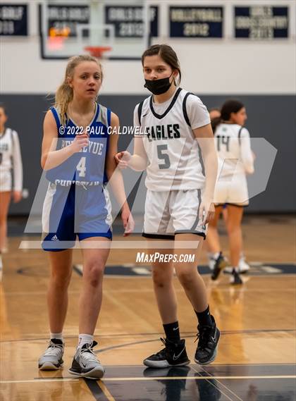 Thumbnail 1 in Klahowya vs. Bellevue Christian (WIAA 1A District Playoff) photogallery.