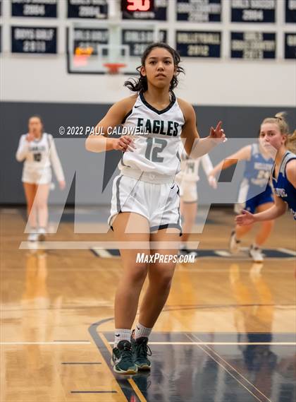 Thumbnail 2 in Klahowya vs. Bellevue Christian (WIAA 1A District Playoff) photogallery.