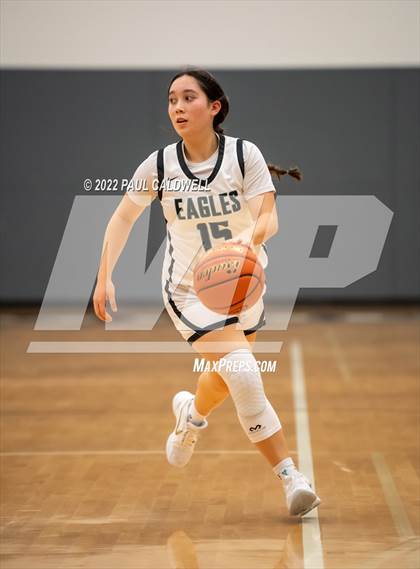 Thumbnail 2 in Klahowya vs. Bellevue Christian (WIAA 1A District Playoff) photogallery.