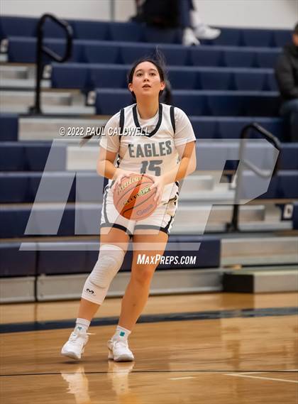 Thumbnail 1 in Klahowya vs. Bellevue Christian (WIAA 1A District Playoff) photogallery.