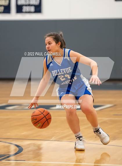 Thumbnail 3 in Klahowya vs. Bellevue Christian (WIAA 1A District Playoff) photogallery.