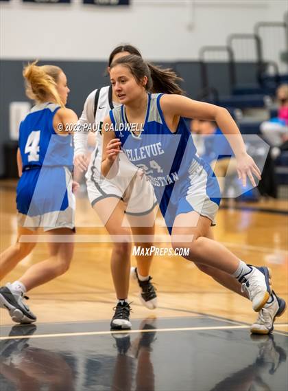Thumbnail 1 in Klahowya vs. Bellevue Christian (WIAA 1A District Playoff) photogallery.