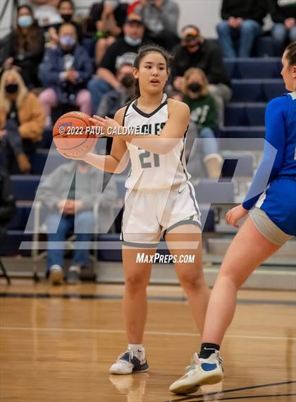 Thumbnail 1 in Klahowya vs. Bellevue Christian (WIAA 1A District Playoff) photogallery.