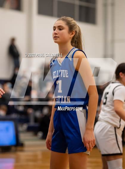 Thumbnail 2 in Klahowya vs. Bellevue Christian (WIAA 1A District Playoff) photogallery.