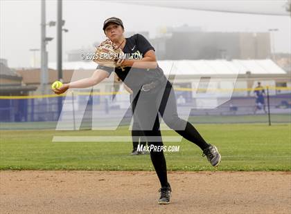 Thumbnail 2 in Long Beach Poly vs. Santa Monica (CIFSS D4 Quarter Final) photogallery.