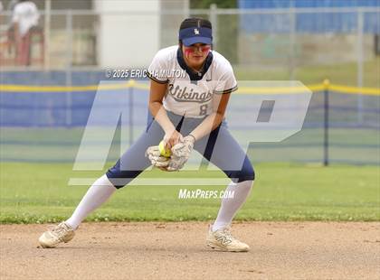 Thumbnail 3 in Long Beach Poly vs. Santa Monica (CIFSS D4 Quarter Final) photogallery.