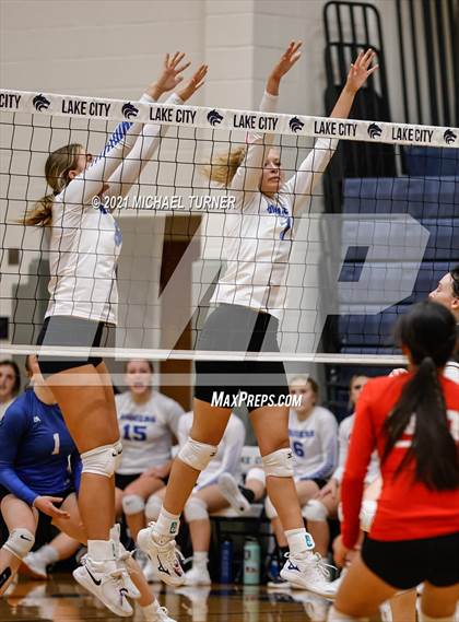 Thumbnail 3 in Parma vs Sugar-Salem (3A State Tournament )  photogallery.