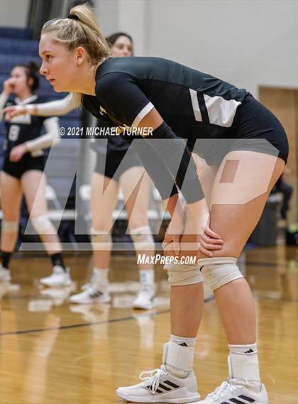 Thumbnail 1 in Parma vs Sugar-Salem (3A State Tournament )  photogallery.