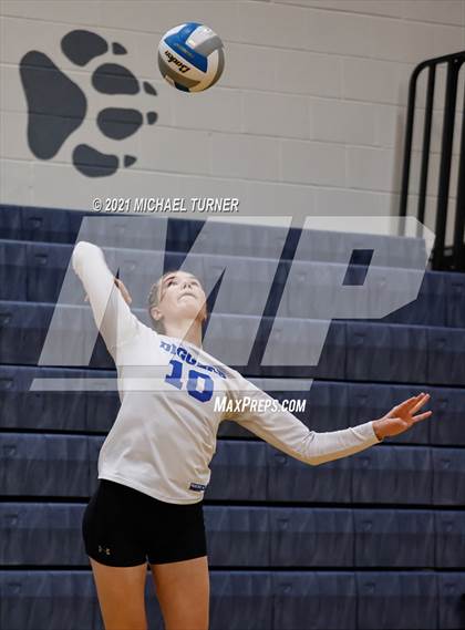 Thumbnail 2 in Parma vs Sugar-Salem (3A State Tournament )  photogallery.