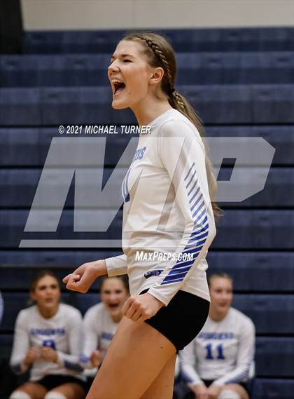 Thumbnail 1 in Parma vs Sugar-Salem (3A State Tournament )  photogallery.