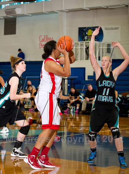 Thumbnail 1 in Pasadena Memorial vs Ray (W. B.) Corpus (McDonald's Texas Invitational) photogallery.