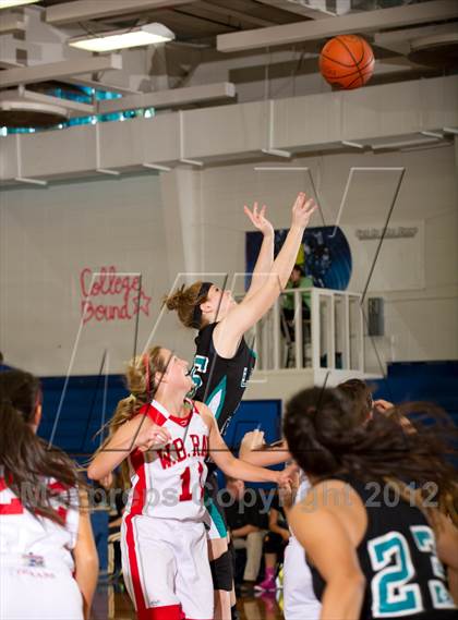 Thumbnail 1 in Pasadena Memorial vs Ray (W. B.) Corpus (McDonald's Texas Invitational) photogallery.