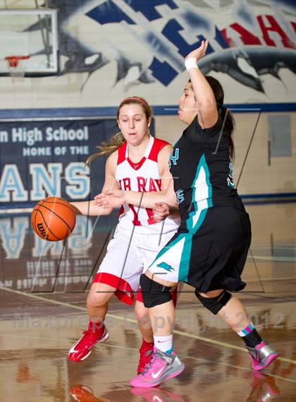 Thumbnail 3 in Pasadena Memorial vs Ray (W. B.) Corpus (McDonald's Texas Invitational) photogallery.