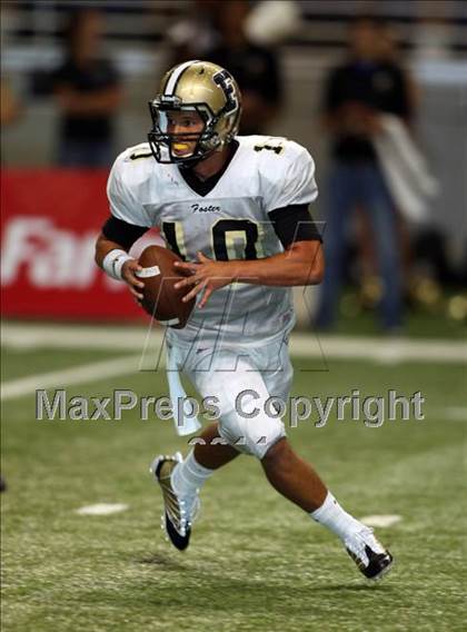 Thumbnail 2 in Foster vs. Hanks (Dave Campbell's Texas Football Classic) photogallery.