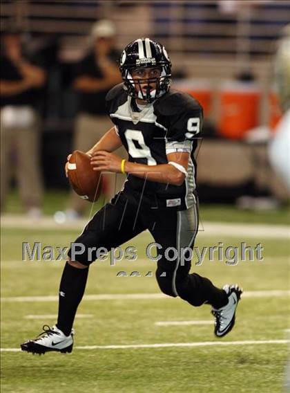 Thumbnail 2 in Foster vs. Hanks (Dave Campbell's Texas Football Classic) photogallery.