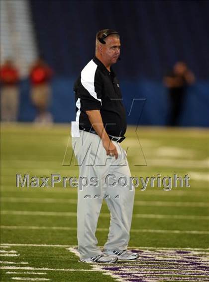 Thumbnail 1 in Foster vs. Hanks (Dave Campbell's Texas Football Classic) photogallery.