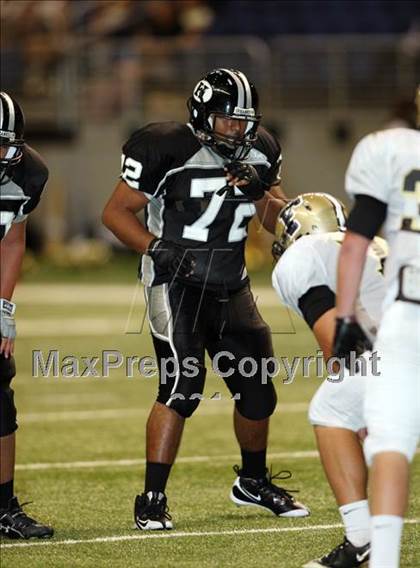 Thumbnail 1 in Foster vs. Hanks (Dave Campbell's Texas Football Classic) photogallery.