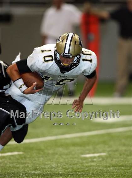 Thumbnail 3 in Foster vs. Hanks (Dave Campbell's Texas Football Classic) photogallery.