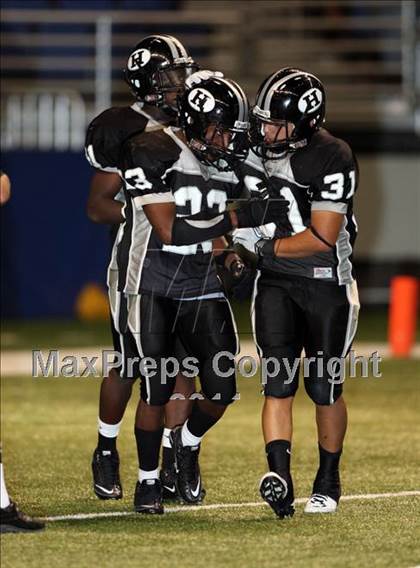 Thumbnail 3 in Foster vs. Hanks (Dave Campbell's Texas Football Classic) photogallery.