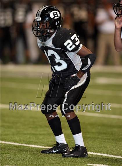 Thumbnail 3 in Foster vs. Hanks (Dave Campbell's Texas Football Classic) photogallery.